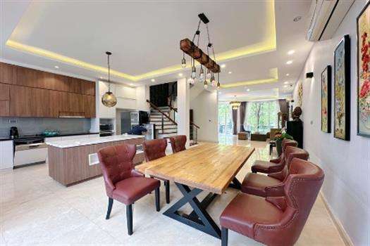 Luxurious and Classy villa in peaceful Ciputra residence