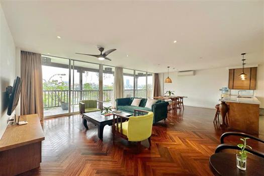 Charming and Luxurious 4 bedroom apartment for rent in Tay Ho