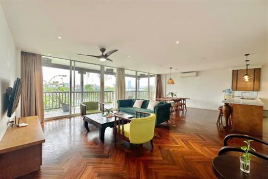 Charming and Luxurious 4 bedroom apartment for rent in Tay Ho