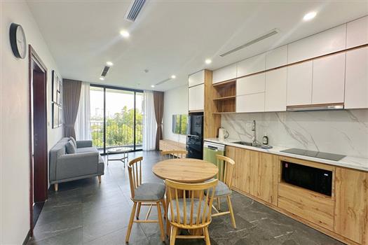 Peacefull Natural light apartment with beauty lakeview on Nhat Chieu street