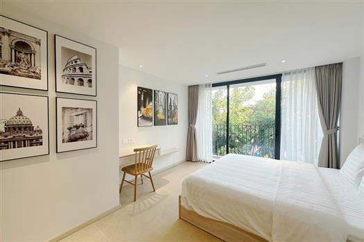 Stylish studio apartment with large balcony for rent on Nhat Chieu street