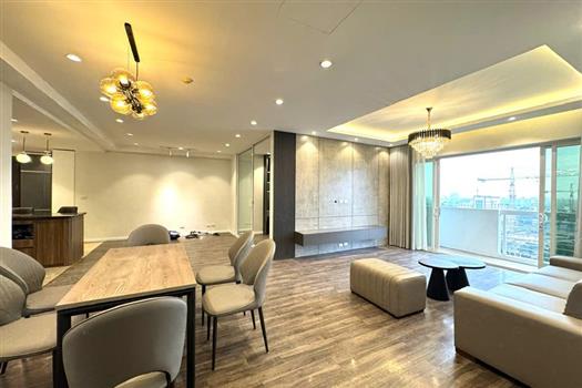 Modern Open concept 3 bedroom apartment for rent in Ciputra