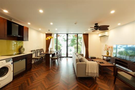 Charming Westlake view High floor 03 bedroom apartment on Vu Mien street