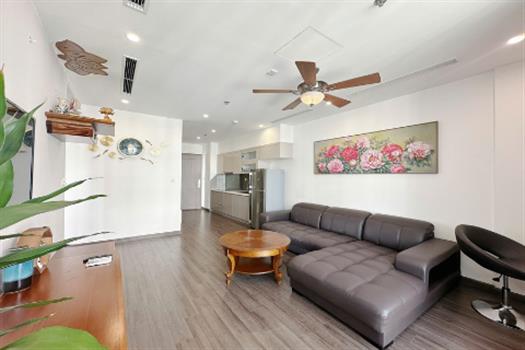 Modern 2 bedroom apartment, free GYM and Pool for rent in Vinhomes Symphony