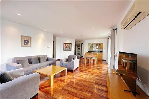 Elegant Suites Ha Noi: Spacious 2 bedroom serviced apartment for rent in Hoan Kiem.