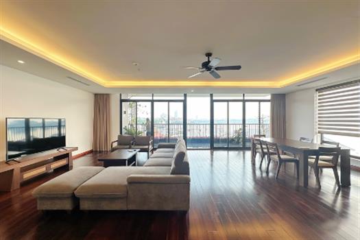 Spacious 04 bedroom apartment for rent in Tay Ho, balcony & Lakeview