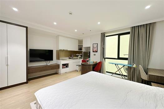 Nice studio apartment for rent in Truc Bach, free GYM