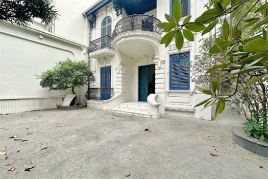 Stunning Newly Renovated Villa for rent in Ba Dinh, with modern Interiors, Elevator