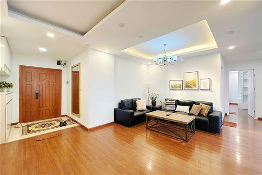 Spacious 3 bedroom apartment for rent in Cau Giay, fully furnished