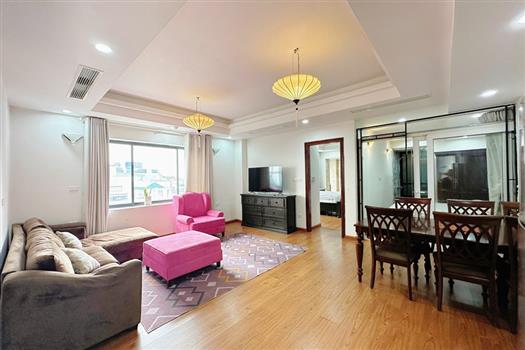 High floor modern and spacious 2-bedroom apartment in Truc Bach