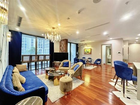 Amazing and super spacious 3 bedrooms apartment in Vinhomes Symphony.