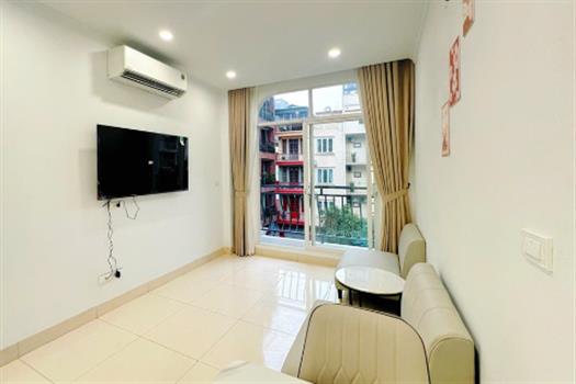 1 Bed flat on Nhat Chieu, Tay Ho, spacious balcony and natural light, price $450.