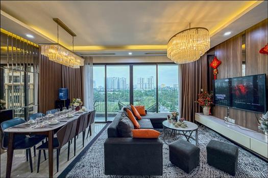 Amazing 3-bedroom apartment in Vinhomes D'Capitale, lake view good price