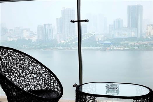 Premium 4 Bedrooms lake view in Vinhomes Skylake, Cau Giay