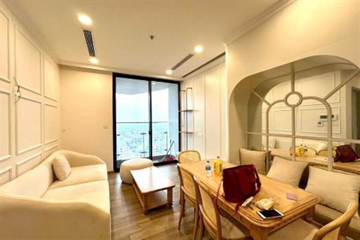 Elegant 2 Bedroom Apartment in Solforest, Ecopark, full furnished