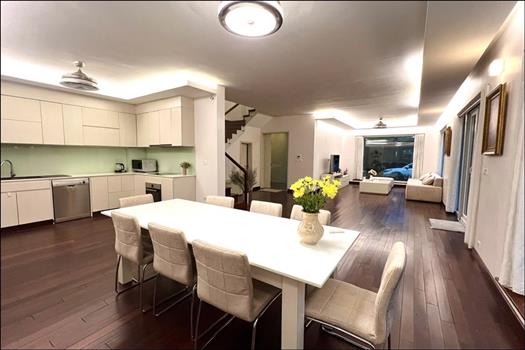 High-End Villa for rent in Mimosa, Ecopark urban, large space 