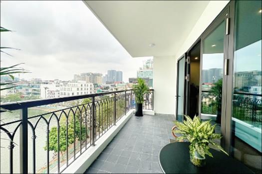 Stunning lake view apartment 2 bedrooms in Xuan Dieu, Tay Ho
