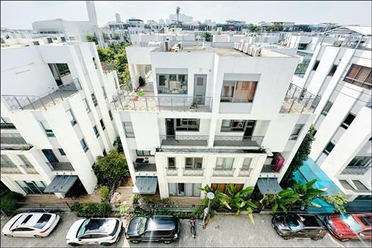 Best deal house for rent in The Manor Central Park urban area