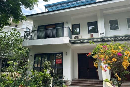 A cozy house with 4 bed to rent in Park River, Ecopark