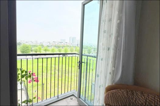 Nice house with large view and elevator in The Manor Central Park