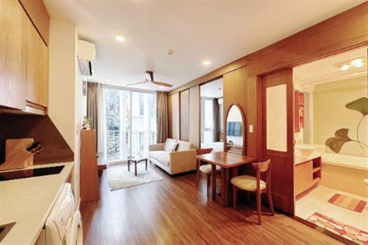 Cozy 1 bedroom apartment for rent in Ba Dinh