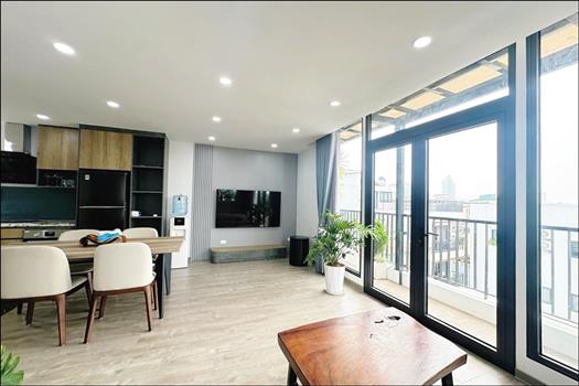 Beautiful top floor 1 bedroom apartment in Vu Mien, Tay Ho