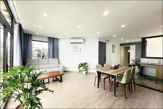 Beautiful top floor 1 bedroom apartment in Vu Mien, Tay Ho