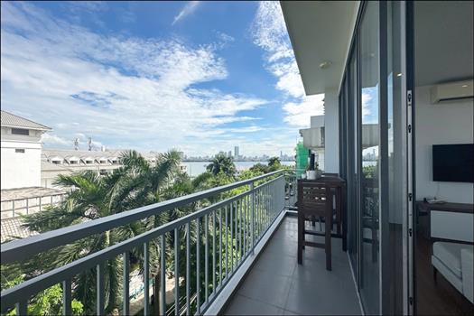 Lake view 2 bedrooms with large balcony in Tu Hoa street