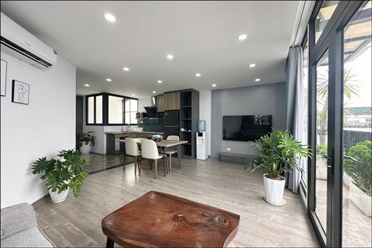 Spacious and lake view 1 bedroom apartment in Tay Ho