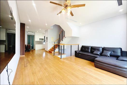 A house very cheap with 5 room in The Manor Central Park