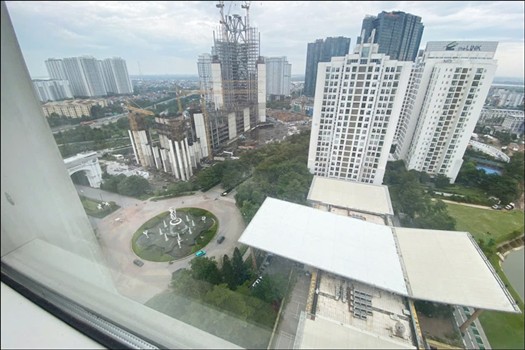 Super spacious 4 bedrooms apartment for rent in The Link Ciputra