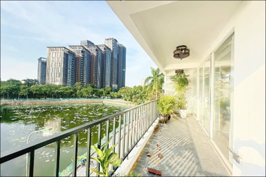 Beautiful duplex and  Westlake view apartment in Tay Ho