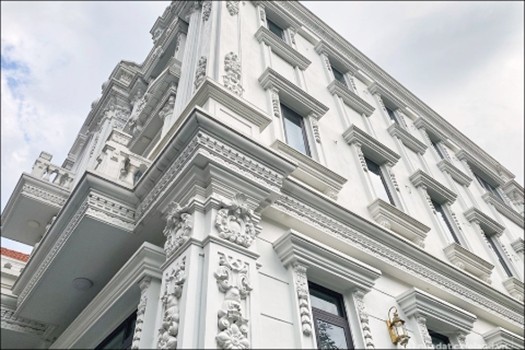 White house with 10 rooms for rent in Gia Lam, Ha Noi