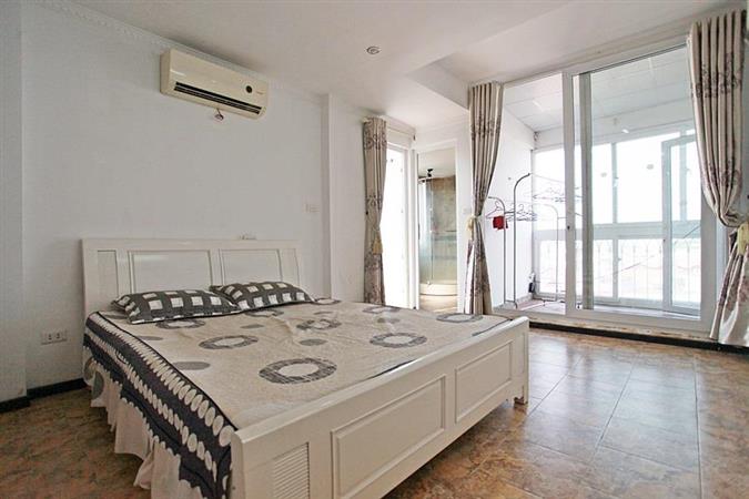 2bedrooms large natural light apartment por rent in lac long quan tay ho 18 38750