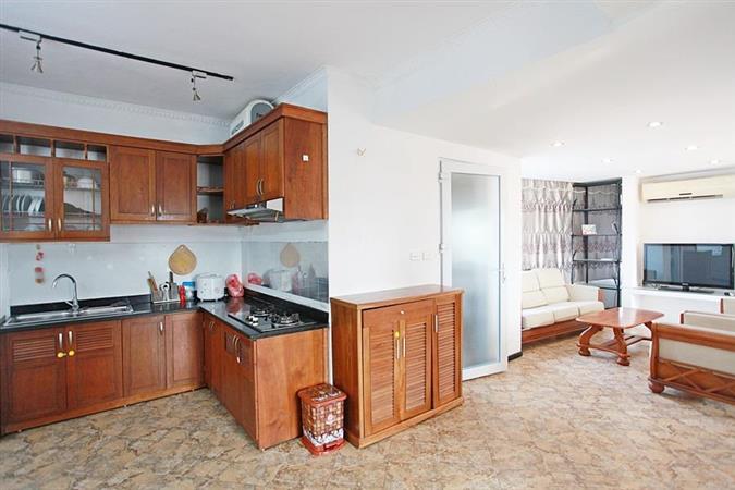 2bedrooms large natural light apartment por rent in lac long quan tay ho 3 95745