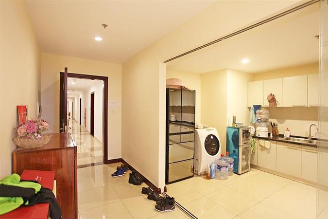 3 bedrooms apartment for rent in royal city 3 84855
