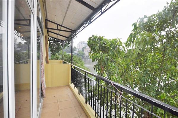 gorgeous 4 bedroom villa for rent in tay ho facing to the lake 18 83008