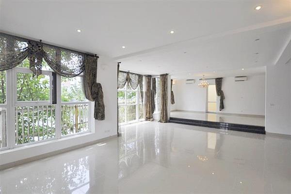 gorgeous 4 bedroom villa for rent in tay ho facing to the lake 7 77439