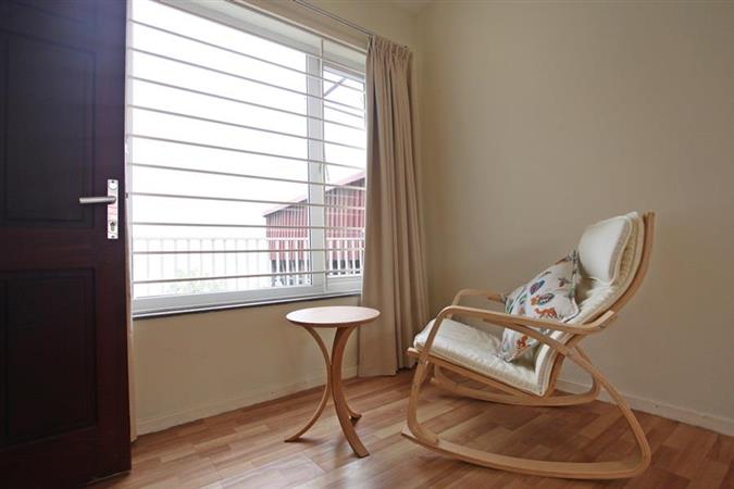large and light apartment in trich sai 22 38967