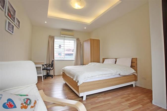 large and light apartment in trich sai 23 16060