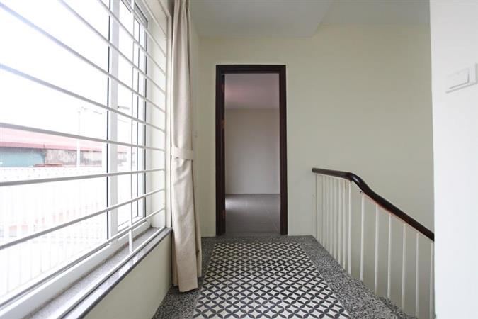 large and light apartment in trich sai 28 49240