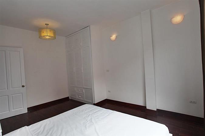 modern 3 bedrooms for rent in quang khanh tay ho dist 018 65497