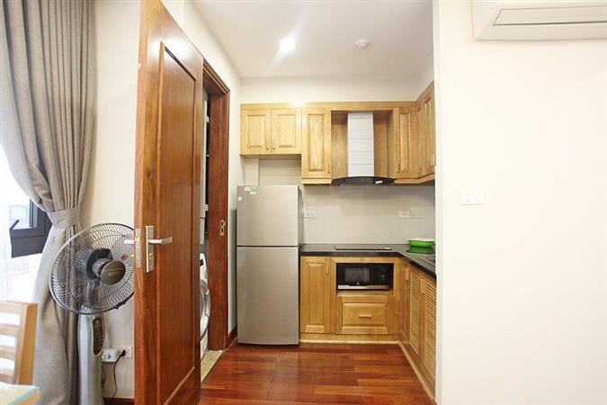 nicely well organised studio apartment for rent in ba dinh kim ma street 12 37509