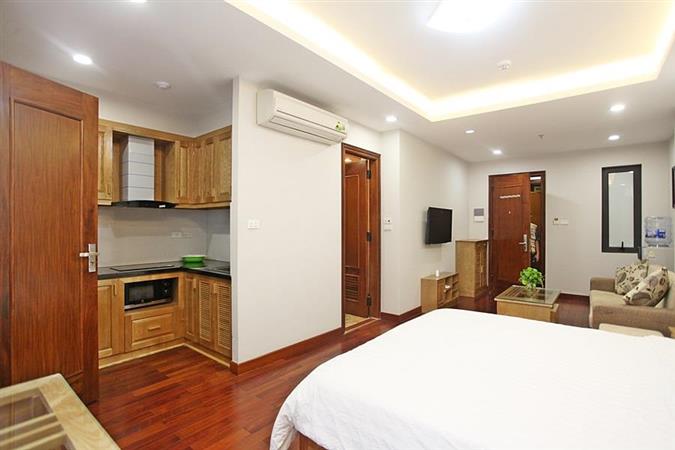 nicely well organised studio apartment for rent in ba dinh kim ma street 1 01310