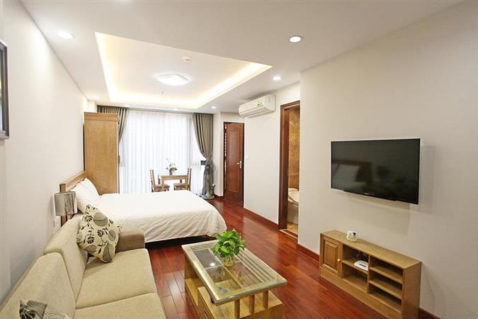 nicely well organised studio apartment for rent in ba dinh kim ma street 2 22688