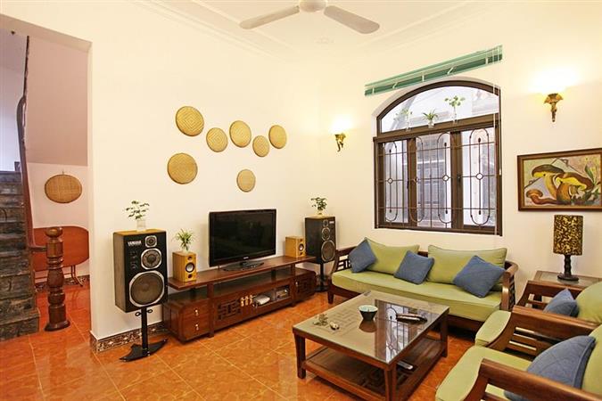 one bedroom house for rent in tay ho street 20 11245