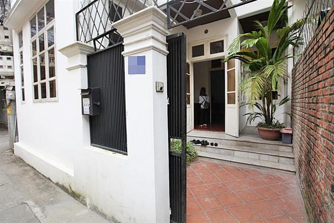 quiet 3 bedroom house for rent in tay ho dist with terrace 002 64461