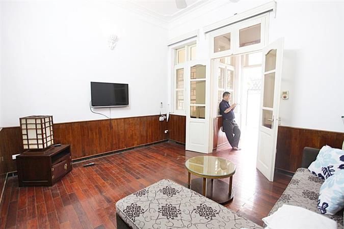 quiet 3 bedroom house for rent in tay ho dist with terrace 007 28414