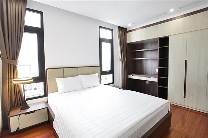stunning 2 bedroom apartment rental in to ngoc van 018 76716