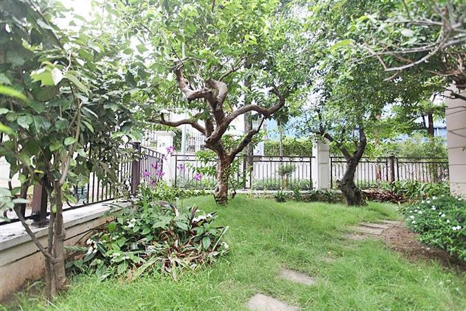 villa with spacious garden for rent in splendora an khanh 5 37665